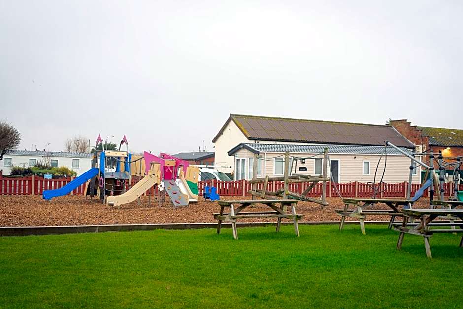 2 Bed Caravan For Hire at Golden Sands in Rhyl