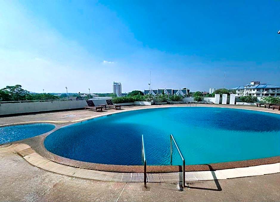 PLOY PALACE MUKDAHAN