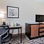 La Quinta Inn & Suites by Wyndham Auburn