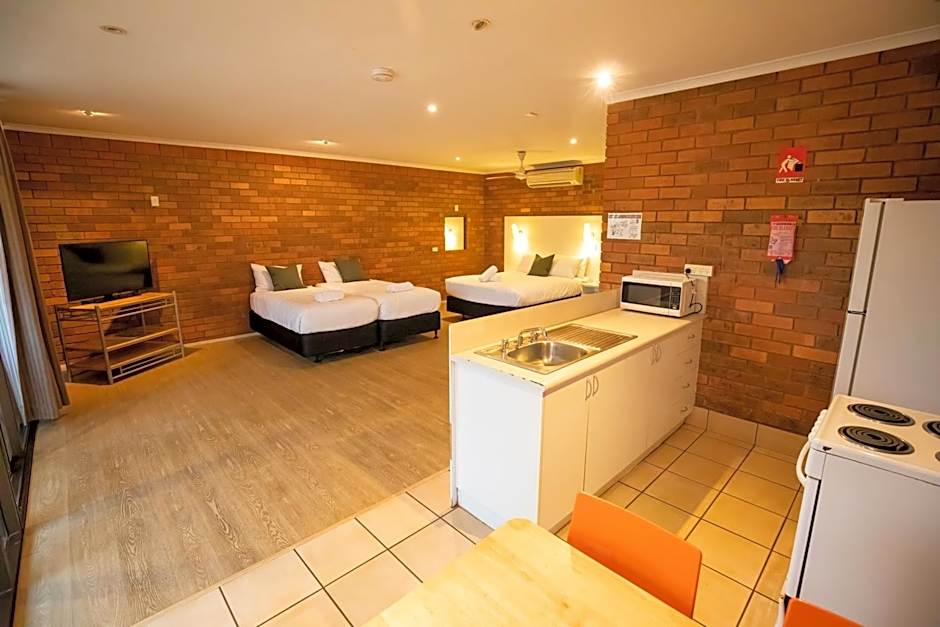 Contour Hotel Katherine