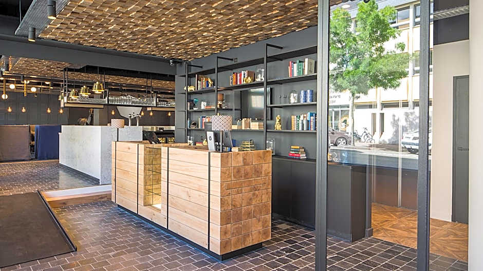 ibis Styles Laval Centre Gare