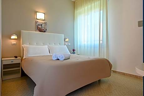 Superior Double or Twin Room with Sea View