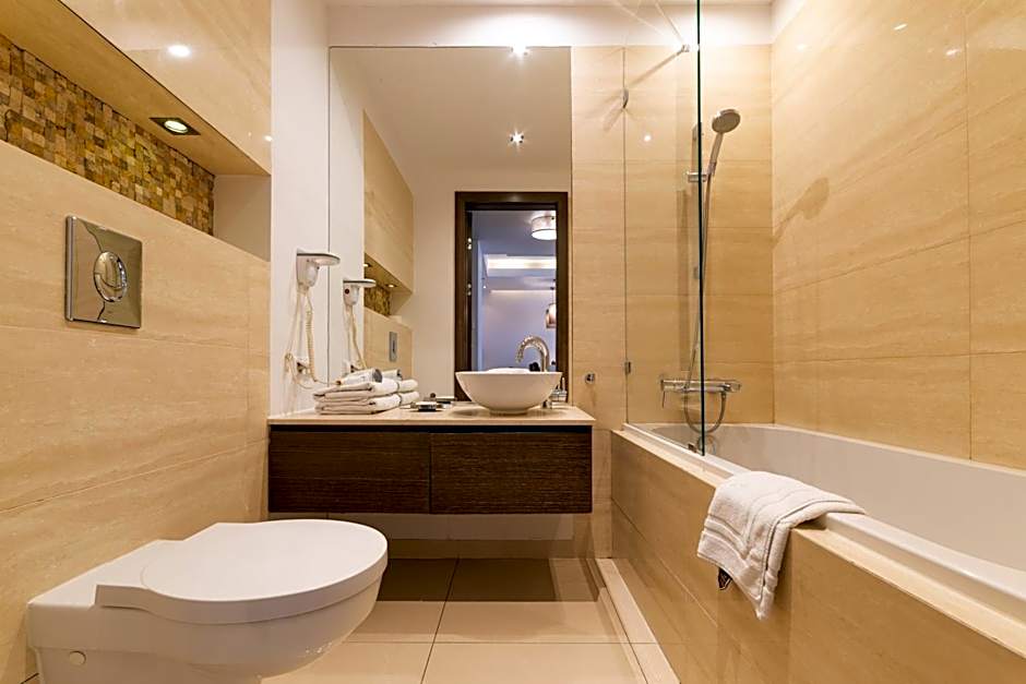 Platinum Towers E-Apartments
