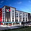 avid hotels - Toronto - Vaughan Southwest By IHG
