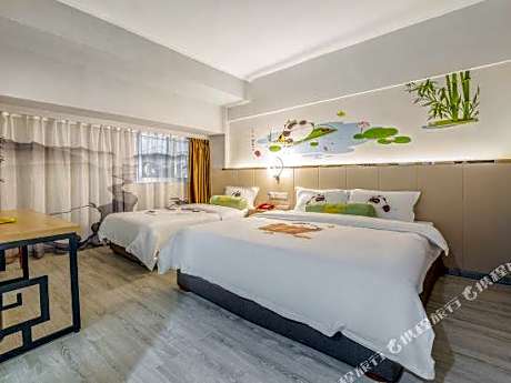 Zhufangzi Cinema Hotel (Anyue Beimenkou)