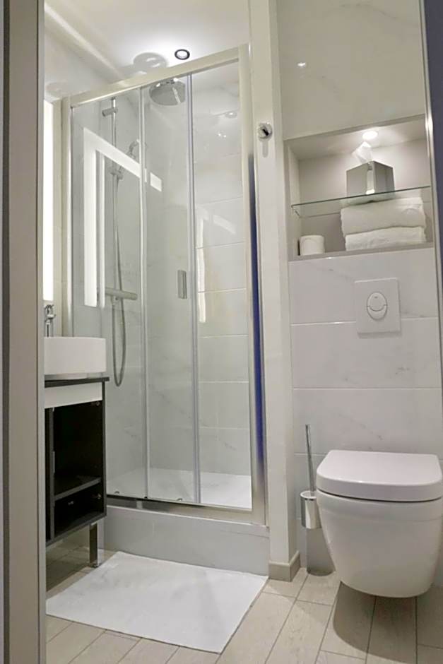 Kyriad Crepy En Valois