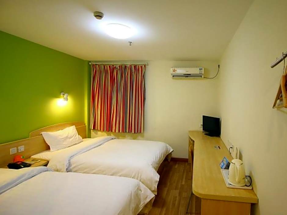 7 Days Inn Zhengzhou Zijingshan East Street Metro Station