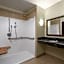 Crown Pointe Lodge; BW Signature Collection