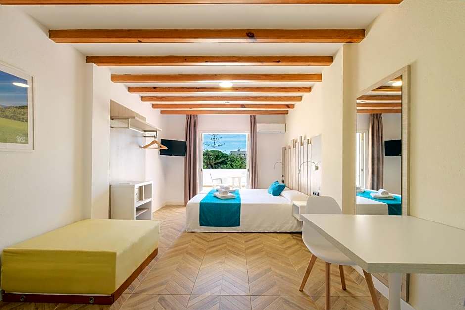azuLine Apartamentos Can Sanso