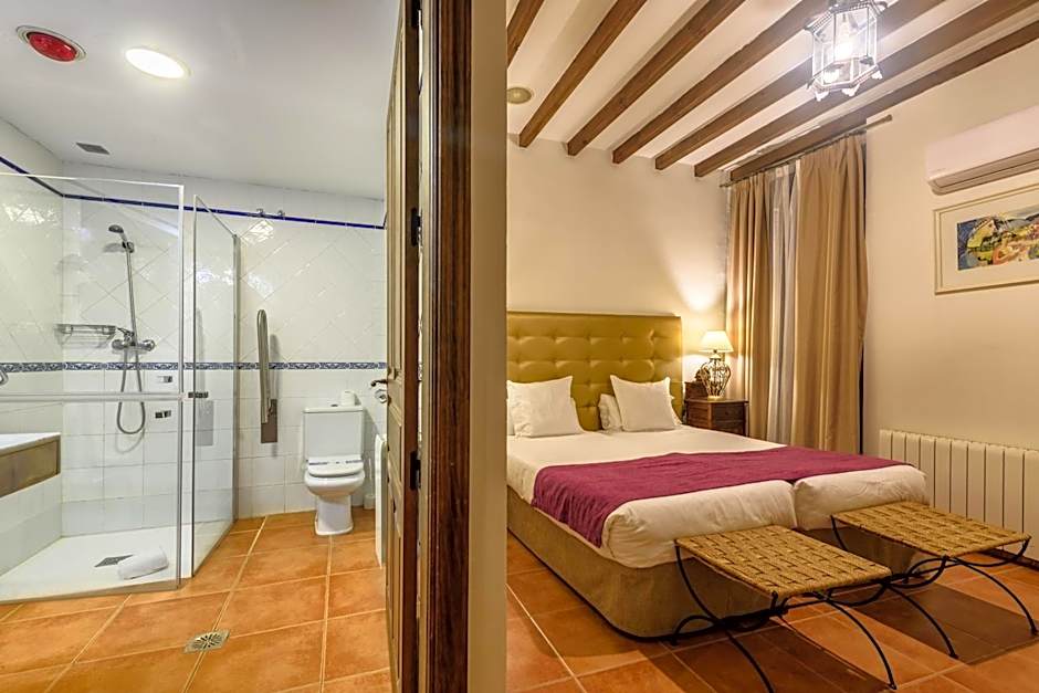 Palacio De Santa Ines