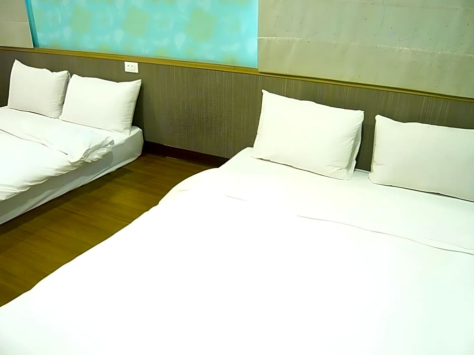 Fulong Holiday Hotel