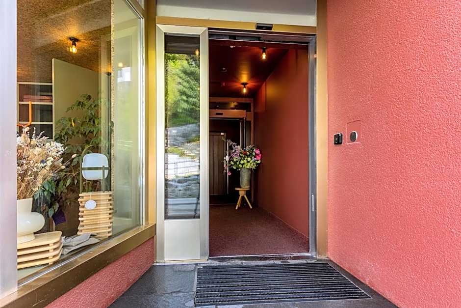 Pension Arosa - Self Check-In