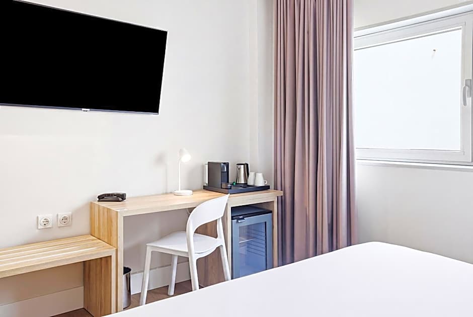 B&B HOTEL Logroño Las Cañas