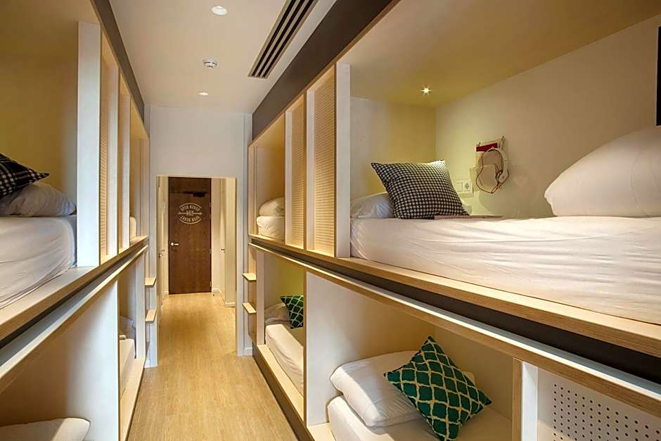 Photo 1 of 15 of Bed in 6-Bed Mixed Dormitory Room