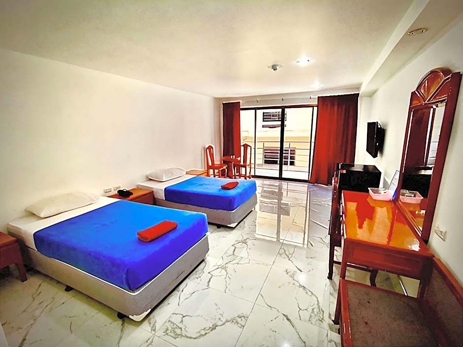 Highfive Hotel Pattaya
