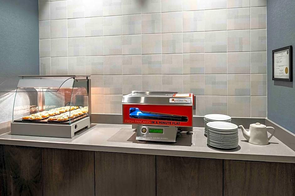 Holiday Inn Express Boston - Quincy By IHG