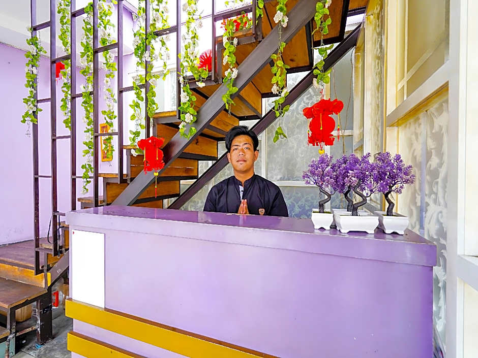 OYO 91299 Violet Guest House