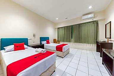 RedDoorz @ Jalan R.E. Martadinata Sukabumi