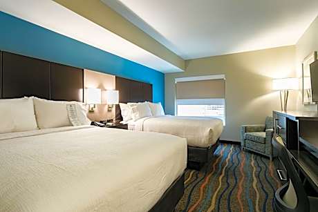 Standard Queen Room with Two Queen Beds