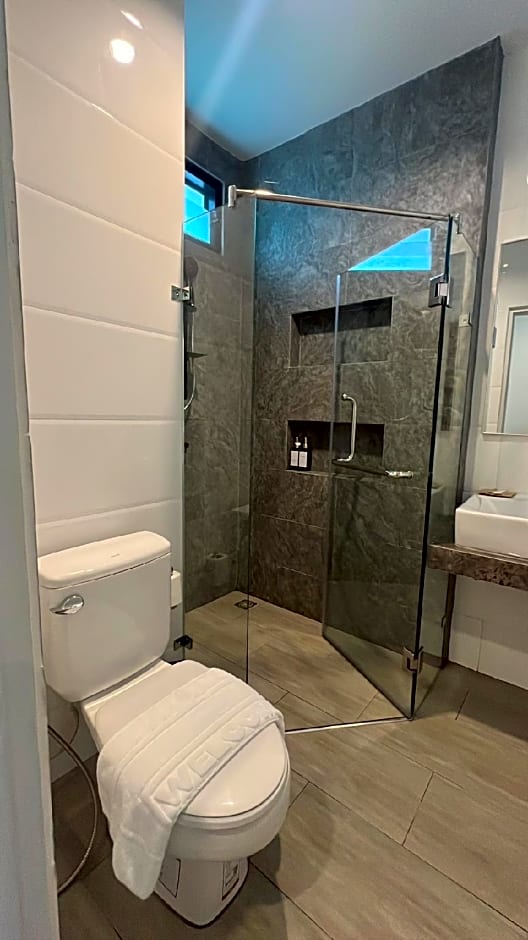 Trat Tara Boutique Hotel