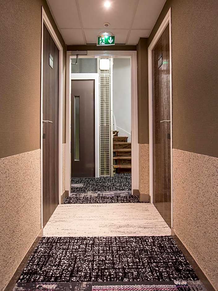 HOTEL DE PARIS MONTPARNASSE