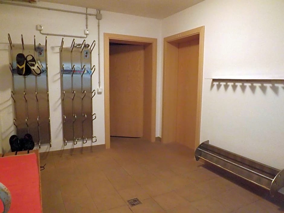 Landhaus Rauch – Schwendau, IL