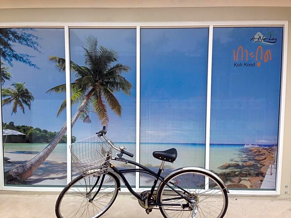 Check In & Chill Out