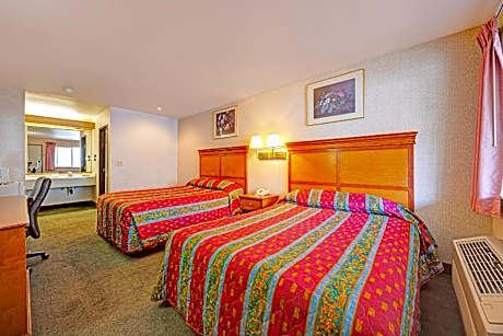 Queen Room with Two Queen Beds