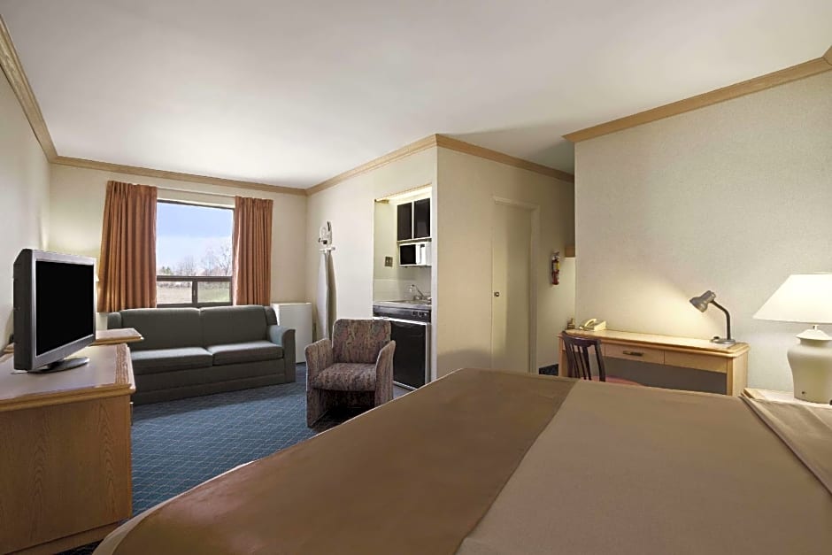 Travelodge by Wyndham Chatham