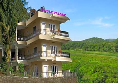 Jungle Palace Homestay