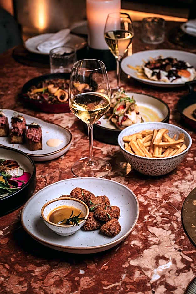 Vignette Collection Convent Square Lisbon By IHG