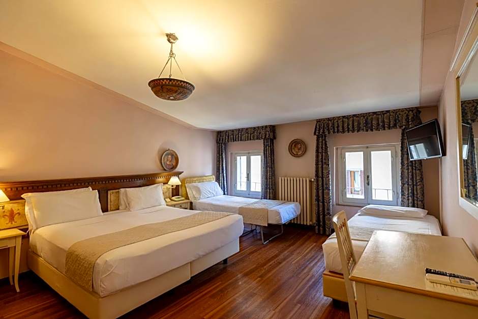 Quattro Gigli Hotel