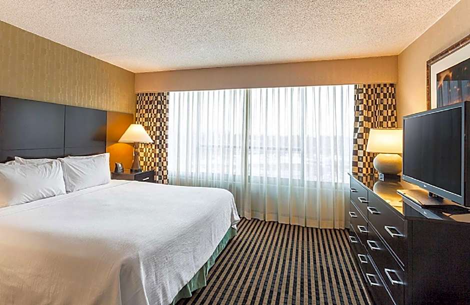 Embassy Suites By Hilton Hotel Piscataway-Somerset