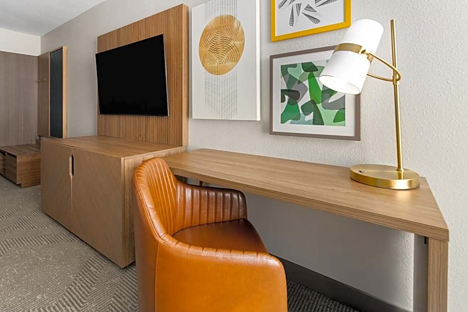 Holiday Inn & Suites Columbia Northeast By IHG