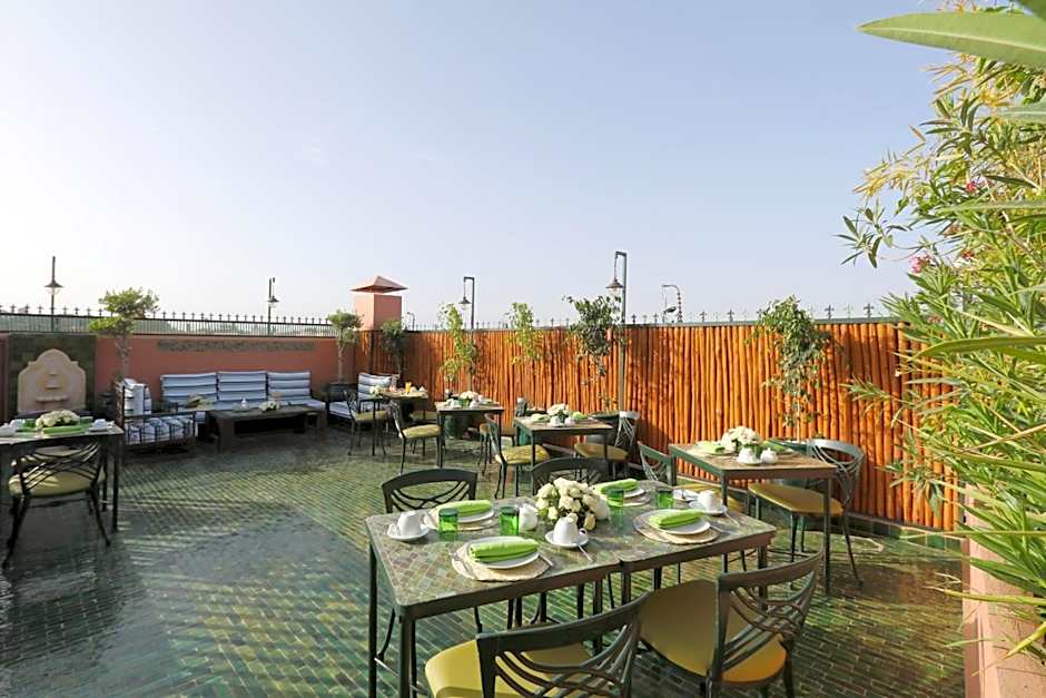 Riad Wazani Square & SPA