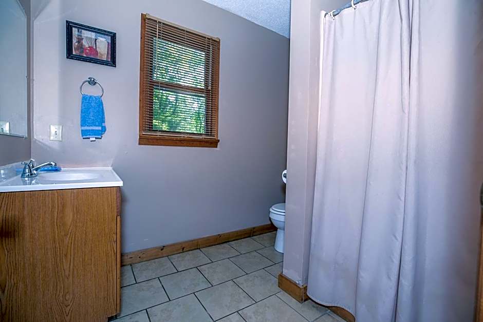 Springmaid Mountain Retreat & Stables