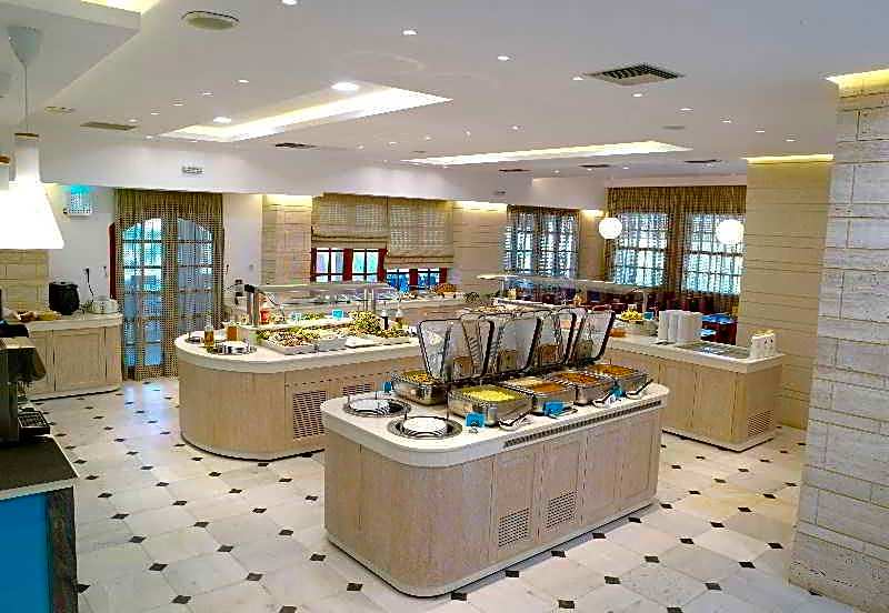 COOEE Kyknos Beach Hotel & Bungalows