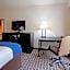Holiday Inn Express & Suites Hope Mills-Fayetteville Arpt by IHG