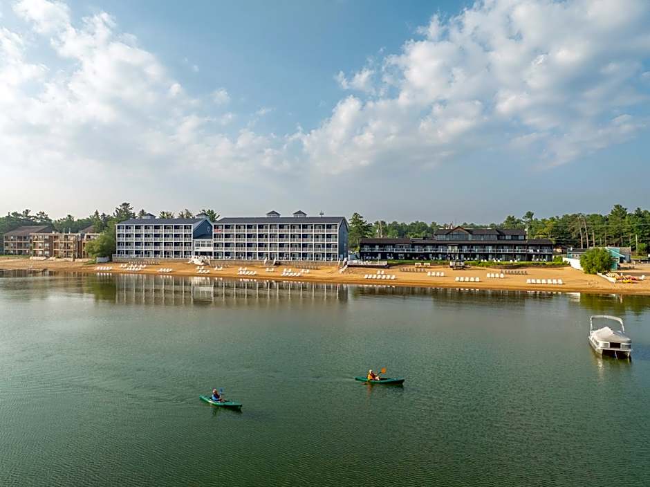 The Beach Haus - Traverse City