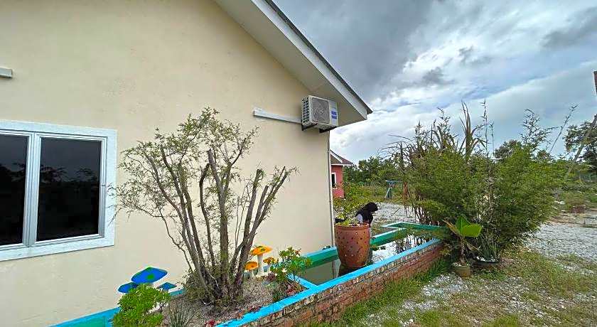 Mahasa Penarik Homestay