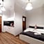 2 Nights Apartments - great location, right next to Main Rail and Bus Station, 10 min to Main Square by foot