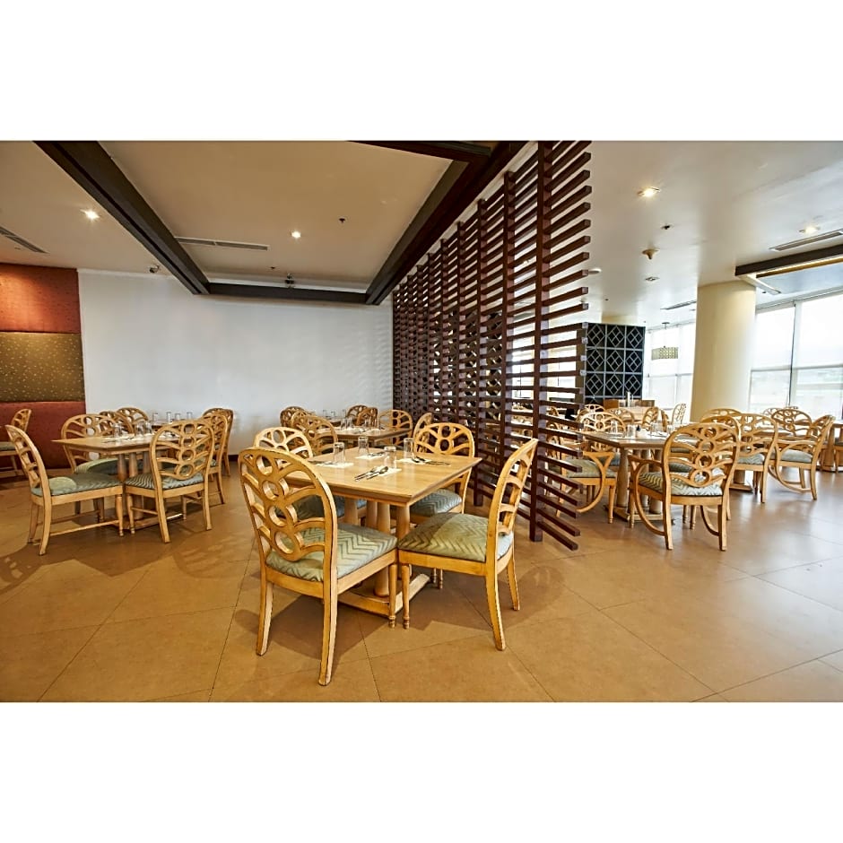 Summit Circle Cebu - Quarantine Hotel