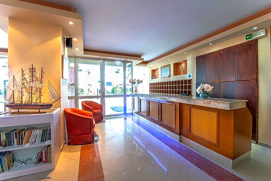 Avra Hotel