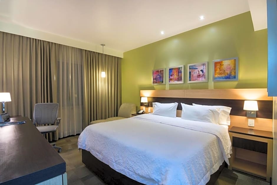 Hampton Inn By Hilton Silao Aeropuerto