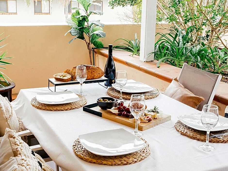 Waves Hotel Byron Bay