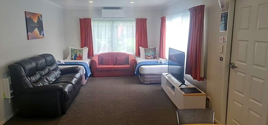 ASURE Kaimai View Motel