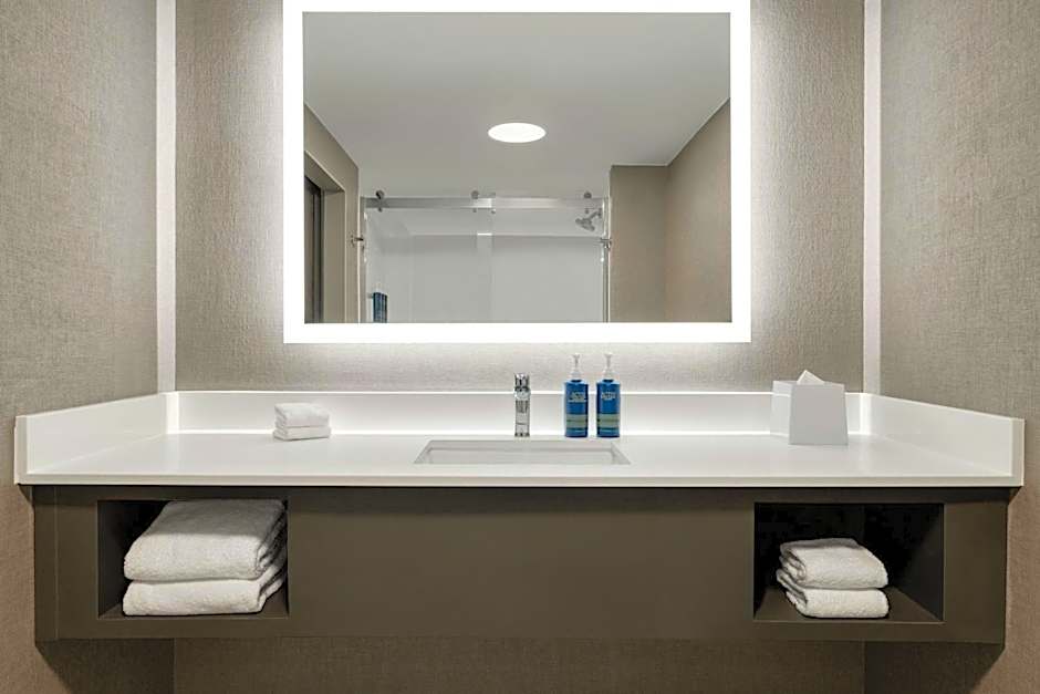 Four Points By Sheraton Columbus-Polaris