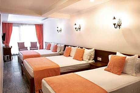 Superior Quadruple Room