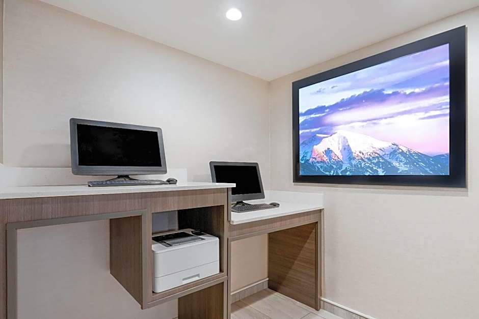 La Quinta Inn & Suites by Wyndham Glenwood Springs