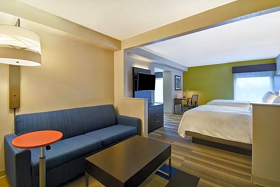 Holiday Inn Express & Suites Allentown-Dorney Park Area By IHG